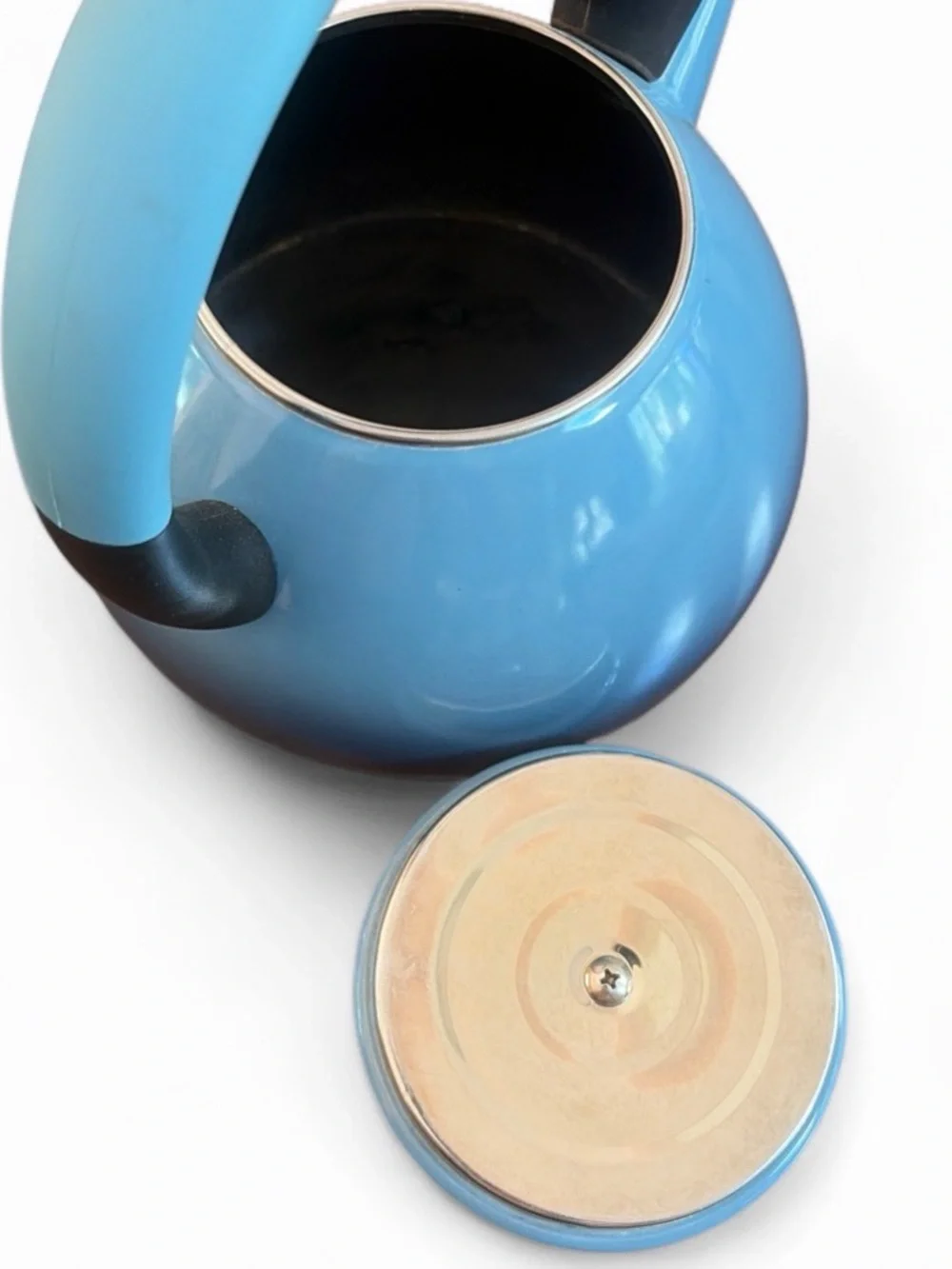 Le Creuset Oolong Kettle Blue Ombré Enamel Teapot Tea Kettle 1.5L 1.6Qt